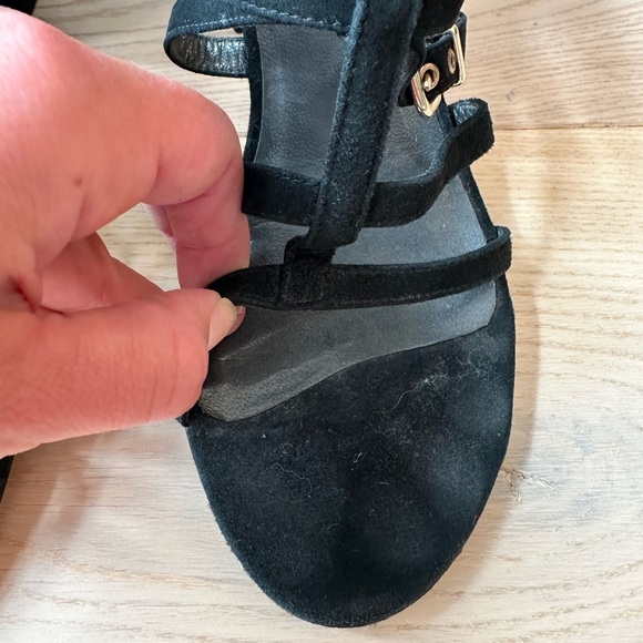 stuart weitzman pass the buck sandals - Picture 10 of 12